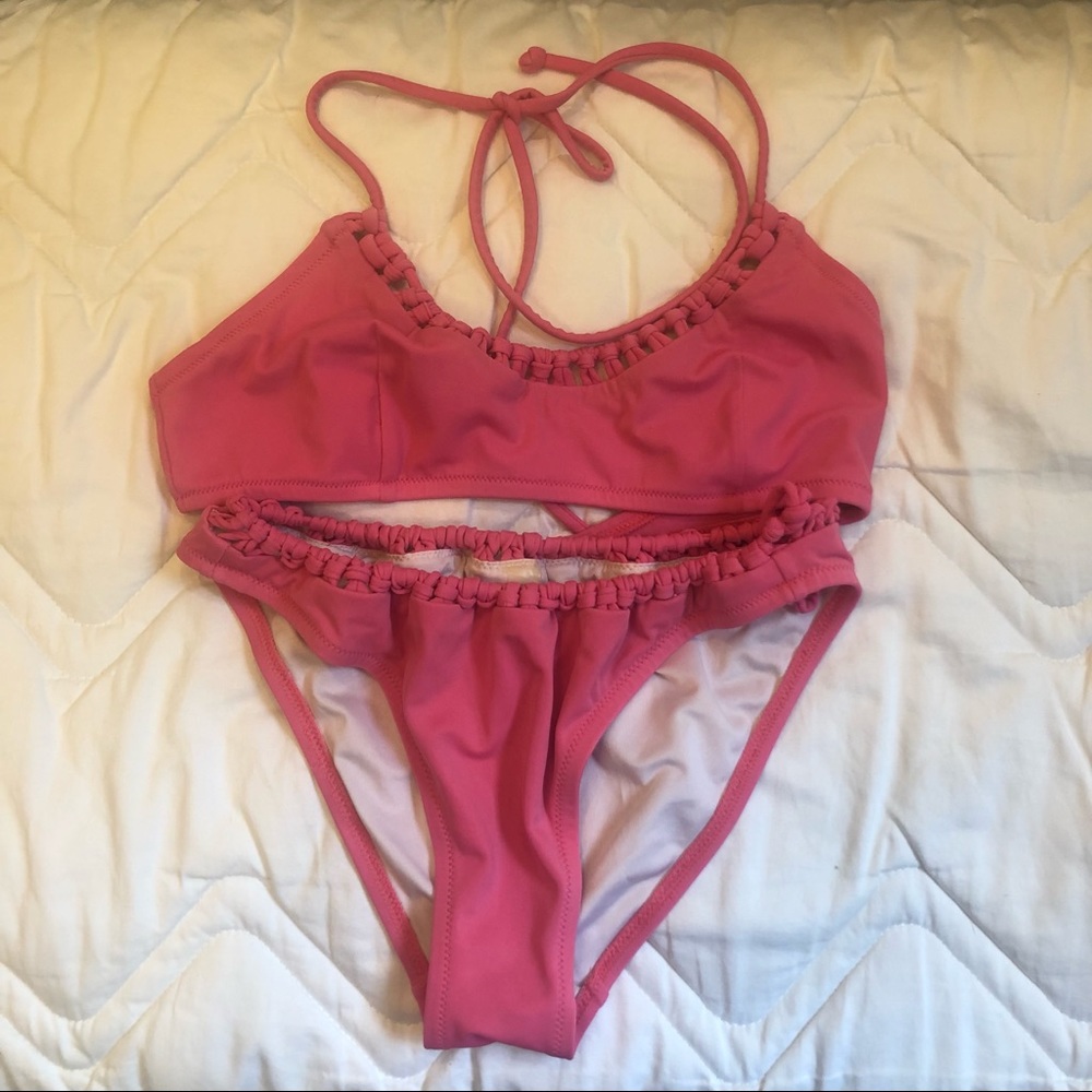 Victoria’s Secret bikini set